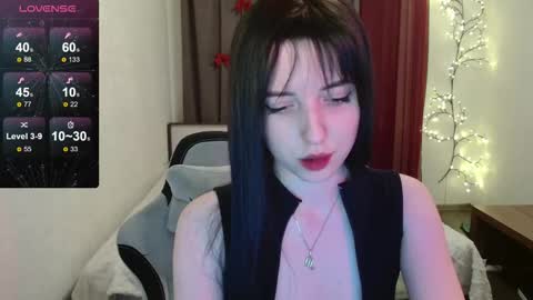 dear_helga online show from December 2025 05:09:01 PM