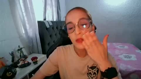 Juliet online show from September 2025 10:00:01 PM