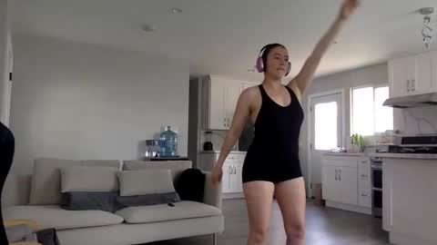 dearbunnylatina95 online show from May 2026 08:26:01 PM