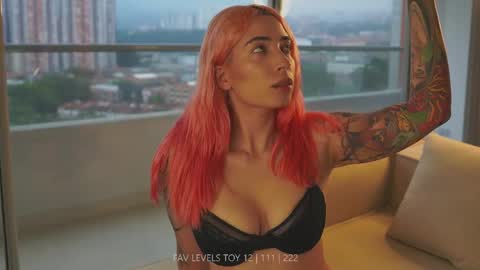 NINA   30OFF online show from April 2026 11:08:02 AM