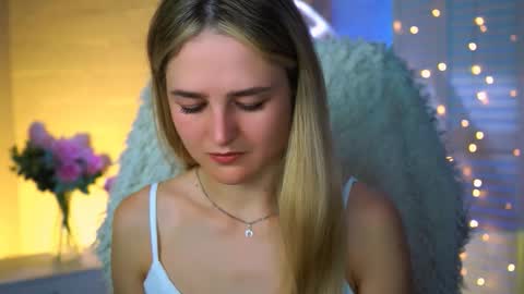 Debora online show from September 2025 03:52:01 AM