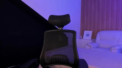 declan_fox online show from October 2025 01:42:02 PM