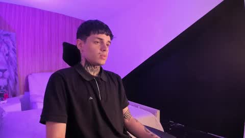 declan_fox online show from October 2025 12:49:02 PM