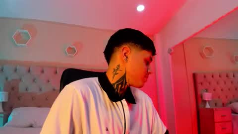 declan_fox online show from October 2025 04:48:01 AM