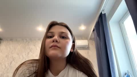 Jesica online show from September 2025 12:18:01 PM