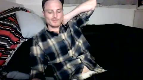 Snapshot of dee4dayz19 chatting on June 2026 01:50:01 AM Dee4dayz online show from June 2026 01:50:01 AM