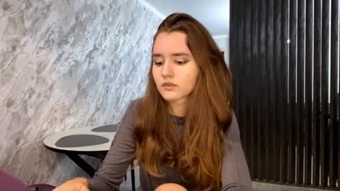 Anna online show from September 2025 03:22:02 PM