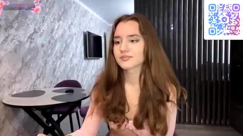 Anna online show from October 2025 03:31:02 PM