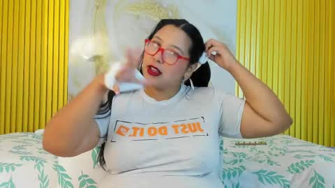 deepandcurvy online show from April 2026 02:06:01 PM