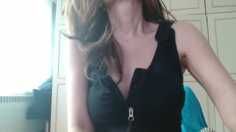 KamiDevi online show from April 2026 02:21:01 PM