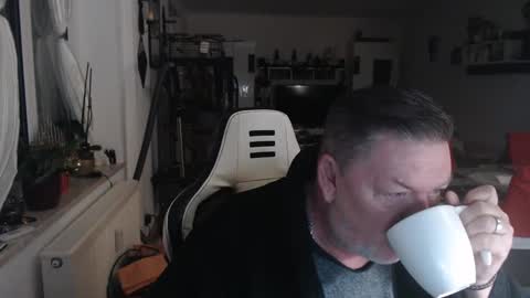 Snapshot of deinprinz2312 chatting on January 2025 04:50:01 AM deinprinz2312 online show from January 2025 04:50:01 AM