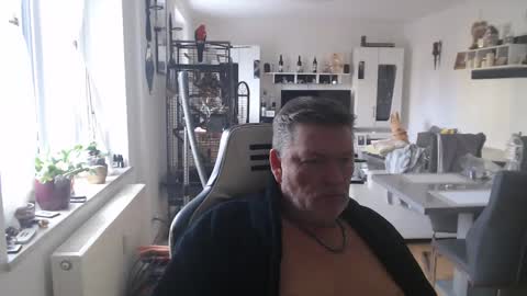 Snapshot of deinprinz2312 chatting on January 2025 10:05:02 AM deinprinz2312 online show from January 2025 10:05:02 AM