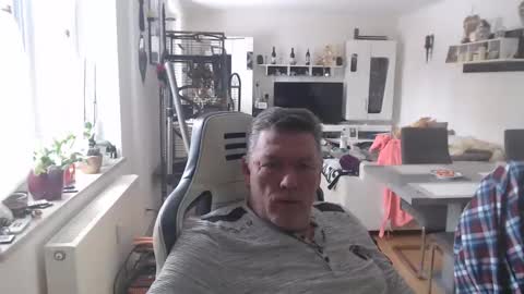 Snapshot of deinprinz2312 chatting on February 2025 08:21:01 AM deinprinz2312 online show from February 2025 08:21:01 AM