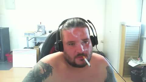 Snapshot of deinspielzeug87 chatting on October 2025 12:57:02 PM deinspielzeug87 online show from October 2025 12:57:02 PM