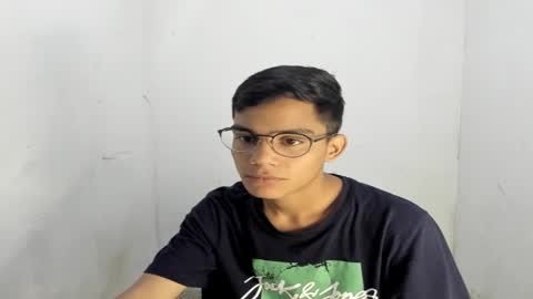 deivi_colins online show from September 2025 06:31:02 PM