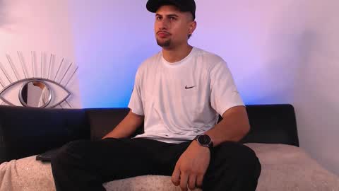  DEIVY  online show from October 2025 03:12:02 AM