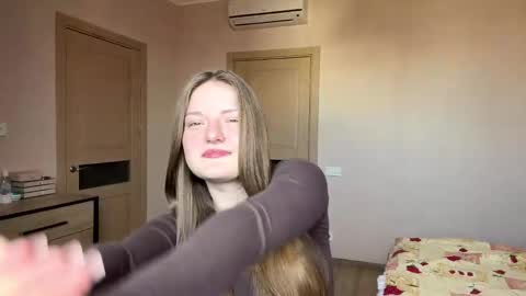 Mila online show from March 2026 09:13:01 AM