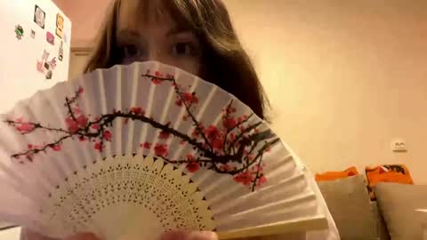 Alisa online show from April 2026 09:50:02 PM