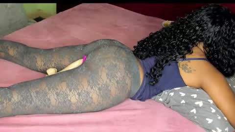 deli_la online show from December 2025 06:36:02 PM