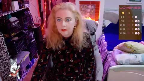 Snapshot of delicecat chatting on October 2025 08:11:02 PM Delicacat online show from October 2025 08:11:02 PM