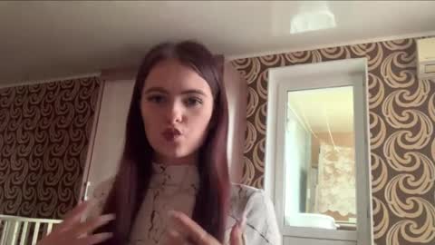 Kiki online show from April 2026 02:00:01 PM