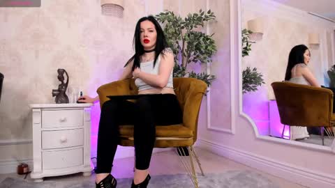 Christine online show from February 2025 05:46:02 PM