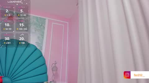 Snapshot of delicious_girl4u_ chatting on December 2024 04:21:02 PM Natalia online show from December 2024 04:21:02 PM