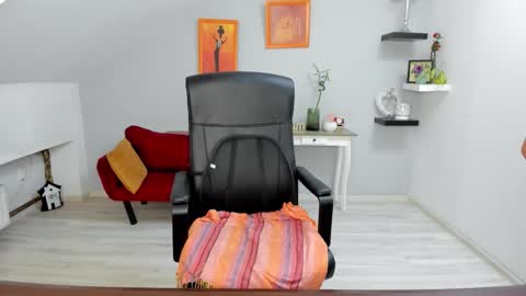 Snapshot of deliciouslolly chatting on October 2025 03:24:02 AM DeliciousLolly online show from October 2025 03:24:02 AM