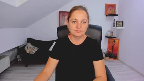 Snapshot of deliciouslolly chatting on July 2026 03:31:02 AM DeliciousLolly online show from July 2026 03:31:02 AM