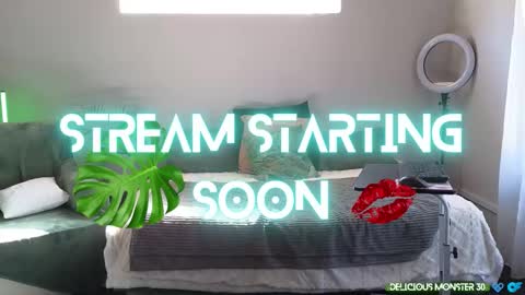 Kitty online show from December 2025 07:01:02 AM