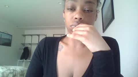 Snapshot of delightfuldark chatting on January 2025 07:11:01 PM delightfuldark online show from January 2025 07:11:01 PM