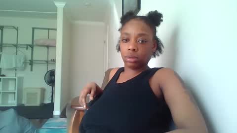 Snapshot of delightfuldark chatting on February 2025 08:57:01 PM delightfuldark online show from February 2025 08:57:01 PM
