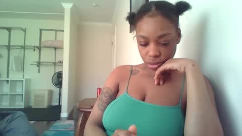 Snapshot of delightfuldark chatting on February 2025 03:52:02 PM delightfuldark online show from February 2025 03:52:02 PM