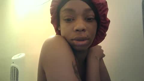 Snapshot of delightfuldark chatting on March 2025 03:39:01 PM delightfuldark online show from March 2025 03:39:01 PM