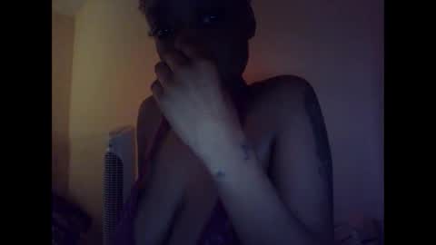 Snapshot of delightfuldark chatting on March 2025 09:18:02 PM delightfuldark online show from March 2025 09:18:02 PM