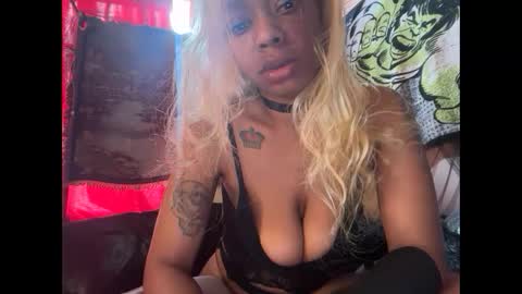 Snapshot of delightfuldark chatting on September 2025 06:52:02 PM delightfuldark online show from September 2025 06:52:02 PM