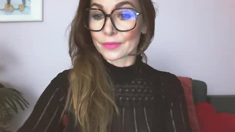 delilah_sweet online show from April 2026 02:18:02 PM