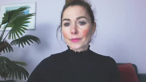 delilah_sweet online show from June 2026 03:25:02 PM