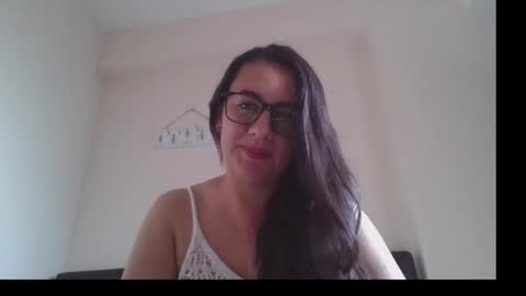 Della Helena online show from September 2025 09:53:02 PM