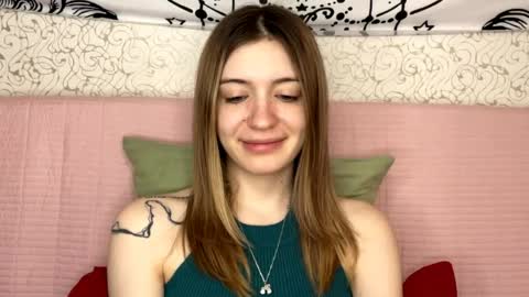 Snapshot of dellisifuentes chatting on May 2026 07:24:02 AM Sia online show from May 2026 07:24:02 AM