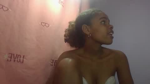 delphine online show from April 2026 06:30:01 AM