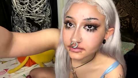 TankinBody online show from December 2024 02:41:01 AM