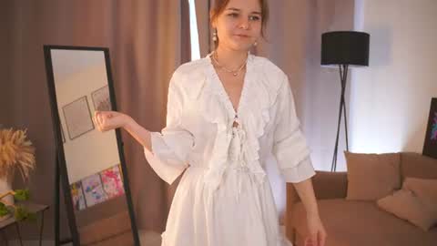 Hi my name is Sari nice to see you in my Room online show from June 2026 05:12:01 AM