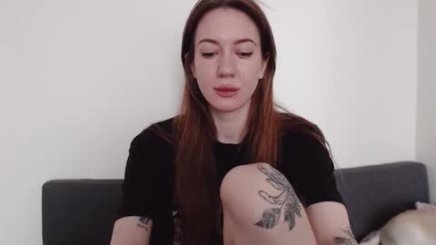 Snapshot of demiamour chatting on September 2025 08:38:02 AM Demi. not your babybabebb and other shit online show from September 2025 08:38:02 AM