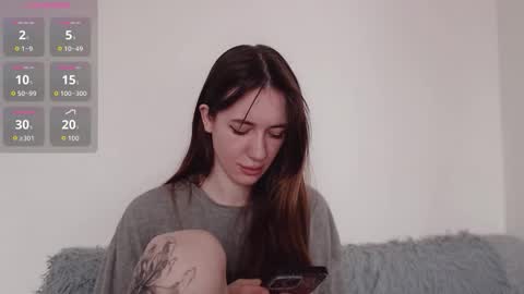 Snapshot of demiamour chatting on November 2025 09:09:01 AM Demi. not your babybabebb and other shit online show from November 2025 09:09:01 AM