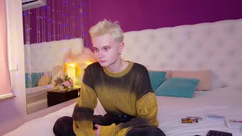 Snapshot of demianenglen chatting on January 2025 03:37:02 AM demianenglen online show from January 2025 03:37:02 AM