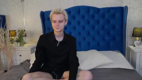 Snapshot of demianenglen chatting on March 2025 08:46:02 PM demianenglen online show from March 2025 08:46:02 PM