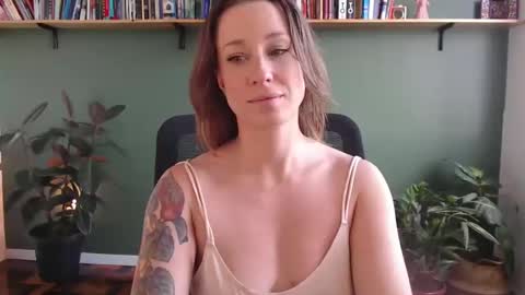 demmetria online show from November 2025 02:17:01 PM