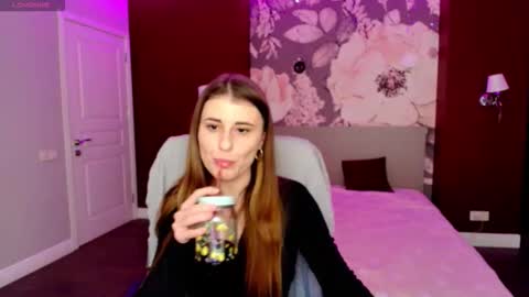 DemmyRose online show from April 2026 09:28:01 PM