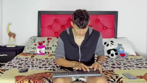 demon_salvatore_ online show from October 2025 10:08:01 PM